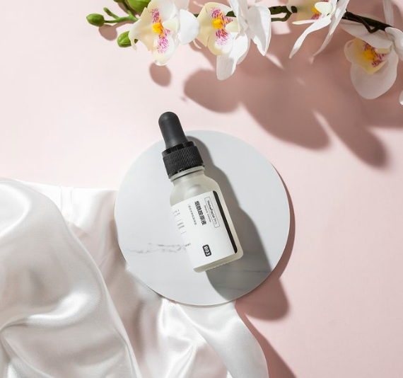 原液、精油、精华液、肌底液的介绍与区别